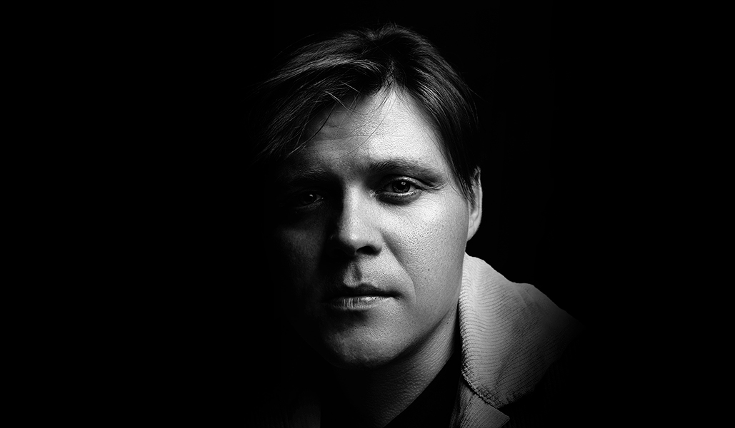 Дмитрий Ларионов. СВЕЧЕНИЕ